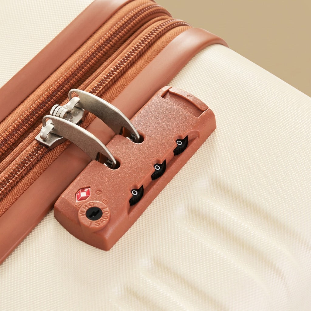 4-Piece Expandable Luggage Set with Packing Organisers