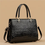 Sophisticated Versatile Commuter Tote Bag In A New Contrast-color Design