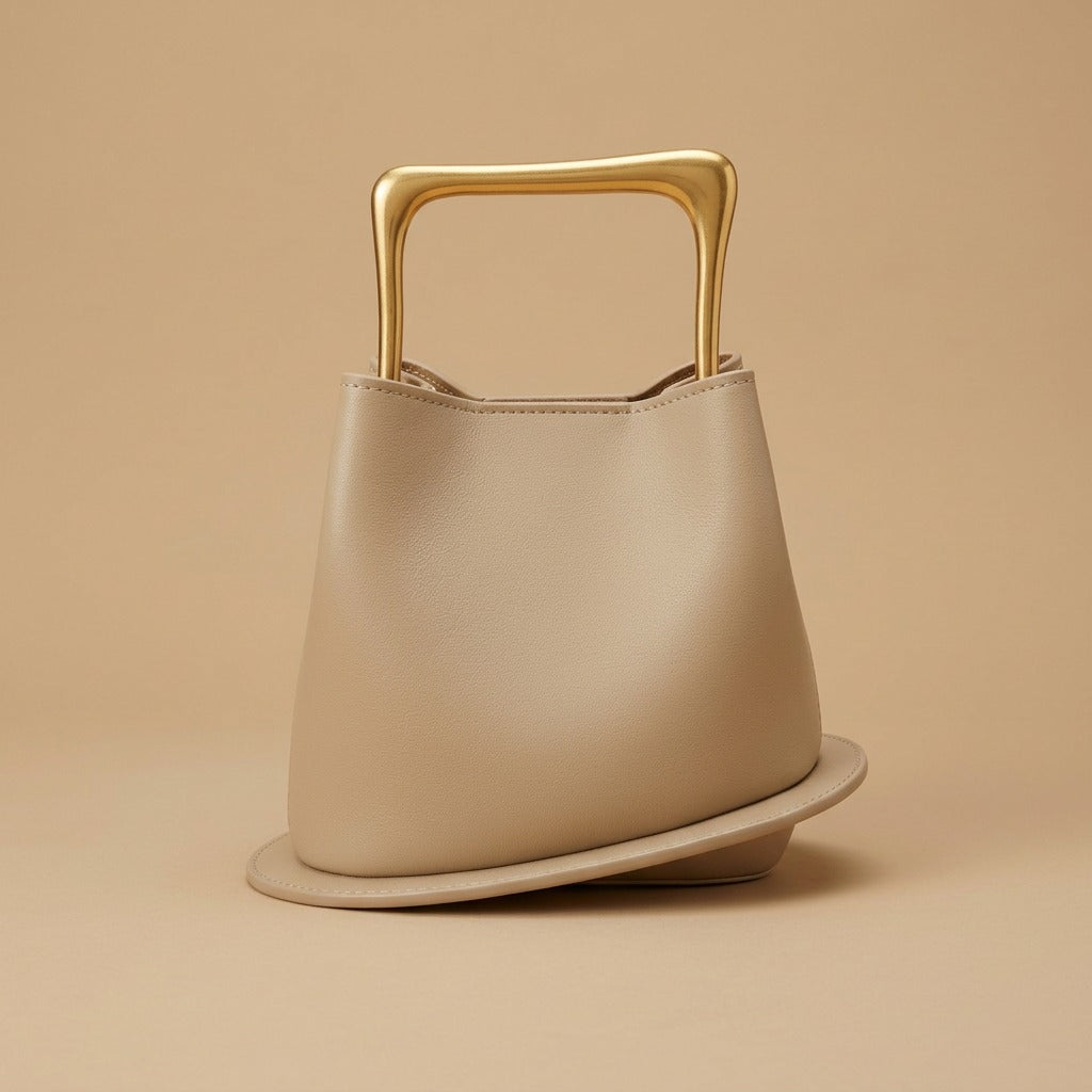 High-End Textured Vintage Leather Bucket Bag With Wooden Handle